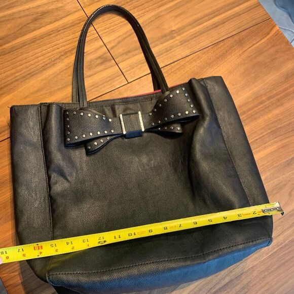 Betsey Johnson Black Tote with Pink Interior - Picture 10 of 14